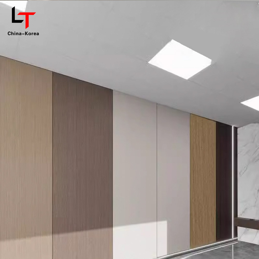 1220×2440mm Eco-vriendelijke PVC Houtfineer Graan Decoratieve wandpanelen voor binnenmuurbekleding Waterdicht Krasbestendig Eenvoudig te installeren