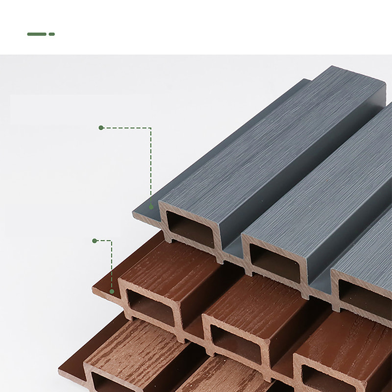 Waterbestendig PVC WPC gecanneleerd wandpaneel met antislip geborsteld rooster Buitenlatmuur voor buiten- en badkamergevels