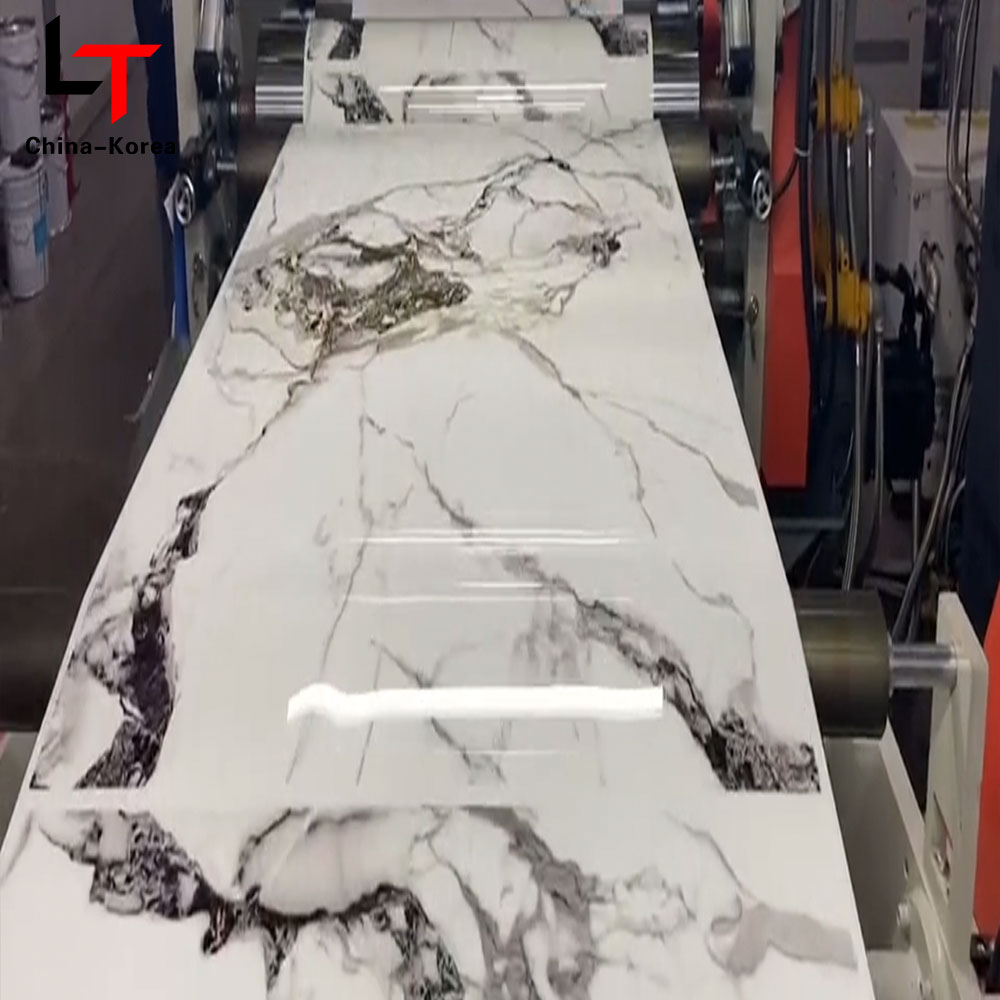 Metallic marmeren gouden PVC-film Warmteoverdracht Decorfilm Hot Stamping Roll voor vacuümpers Foliefabrikant Goudlaminering